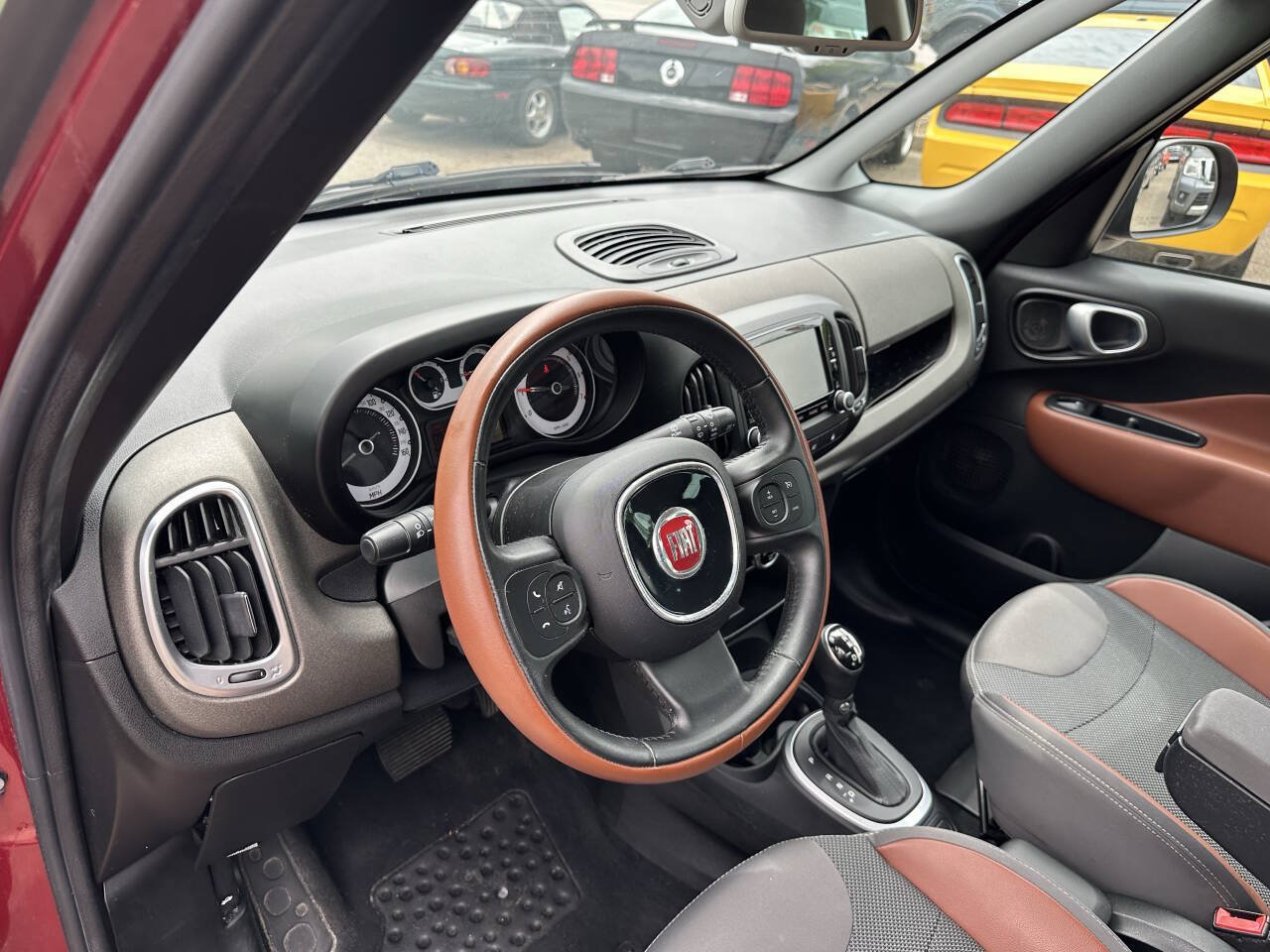 Used 2015 FIAT 500L Trekking FWD image 17
