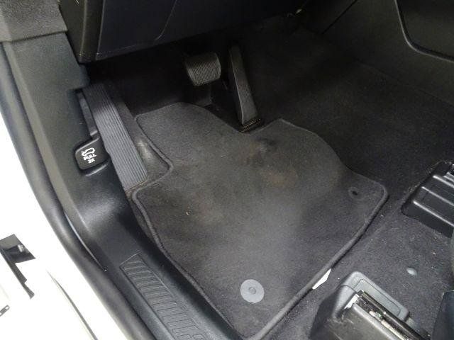 Used 2021 Ford Explorer XLT RWD image 19