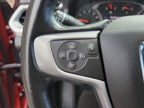 Used 2022 GMC Acadia SLT w/ Elevation Edition image 14