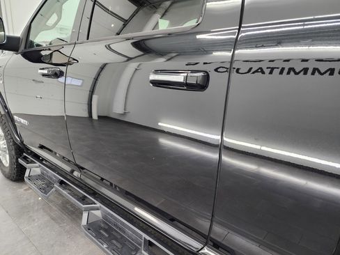 Used 2019 RAM 2500 Laramie image 31