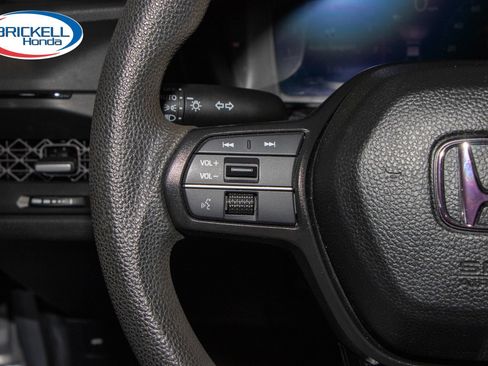 Used 2024 Honda Accord EX image 27
