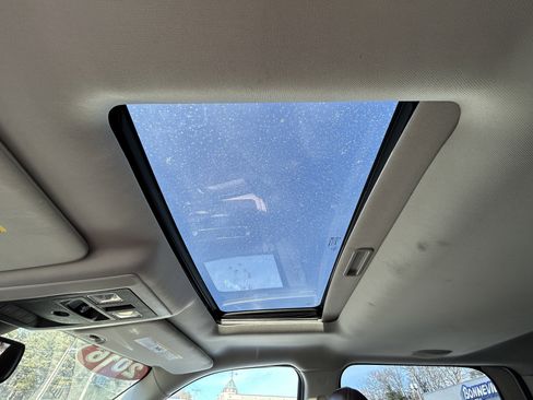 Used 2016 RAM 1500 Laramie Longhorn w/ Convenience Group image 42