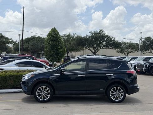 Used 2018 Toyota RAV4 Limited w/ Advanced Technology Package AWD/4WD image 4