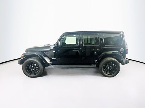Used 2023 Jeep Wrangler Sahara w/ Cold Weather Group image 4
