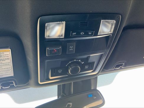 Used 2020 Toyota Tacoma TRD Off-Road AWD/4WD image 28