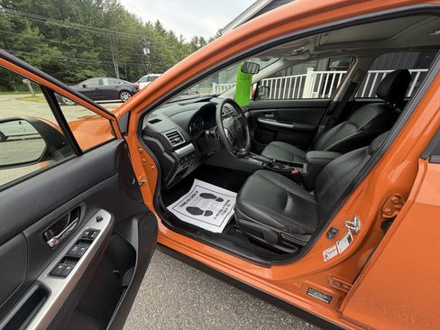 Used 2015 Subaru Crosstrek 2.0i Limited AWD/4WD image 18