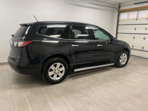 Used 2014 Chevrolet Traverse LT FWD image 9