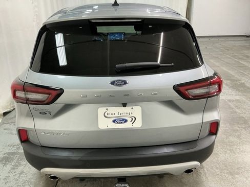 Used 2023 Ford Escape Active w/ Tech Pack #2 image 4