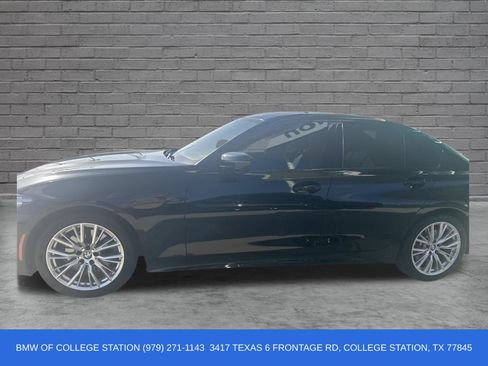 Used 2023 BMW 330i Sedan w/ Premium Package RWD image 4