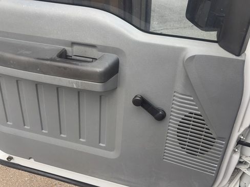 Used 2014 Ford F250 XL RWD image 14