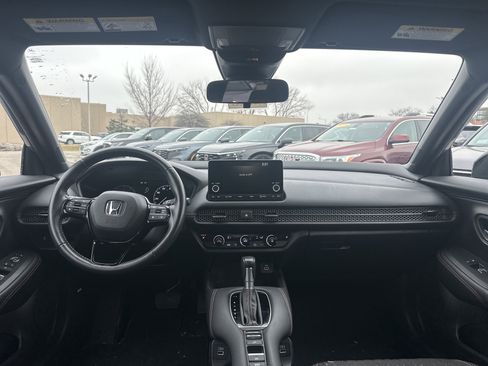 Certified 2023 Honda HR-V Sport image 16