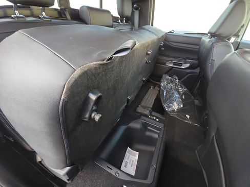 Used 2025 Ford Ranger Lariat w/ Chrome Accent Package image 19