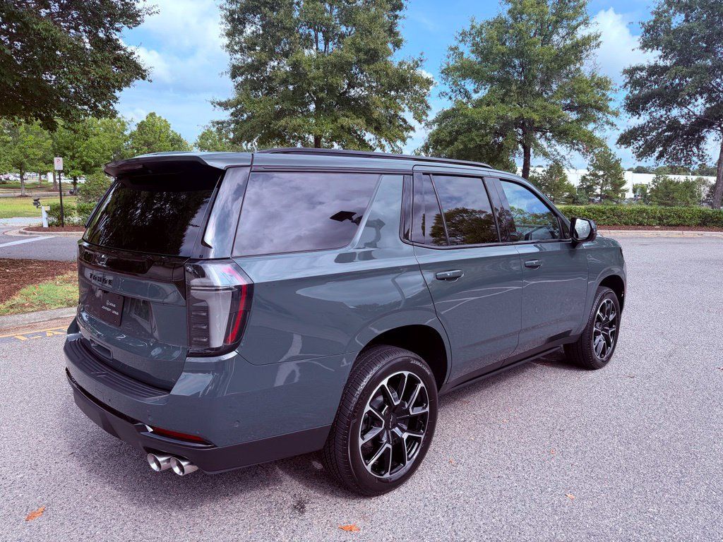Used 2025 Chevrolet Tahoe RST w/ Comfort Package AWD/4WD image 16