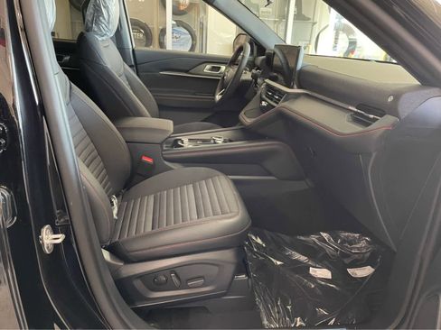 New 2026 Ford Explorer ST-Line image 36