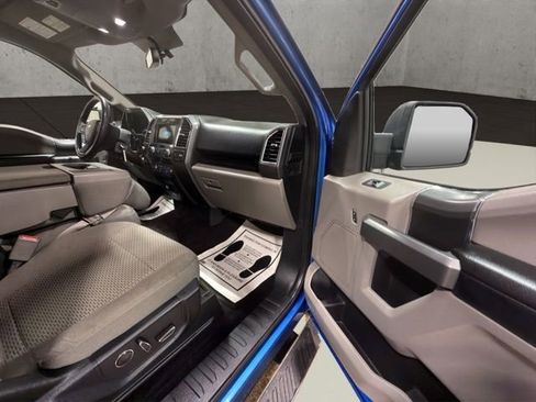 Used 2016 Ford F150 XLT w/ Equipment Group 302A Luxury AWD/4WD image 18