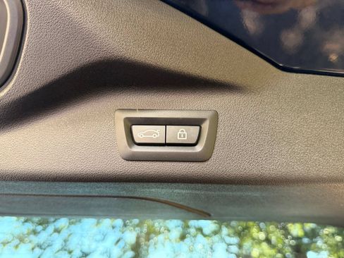 Certified 2023 BMW X7 xDrive40i w/ Executive Package AWD/4WD image 19
