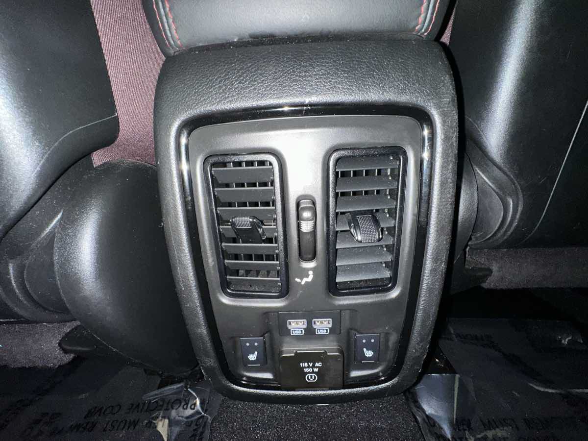 Used 2023 Dodge Durango GT AWD/4WD image 29