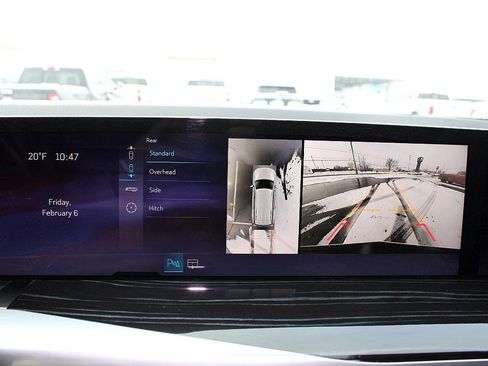 Used 2025 Cadillac Escalade Sport w/ Touring Package image 18