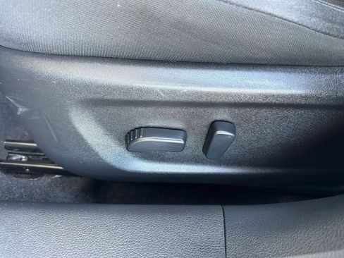 Used 2025 Nissan Altima 2.5 SV FWD image 22