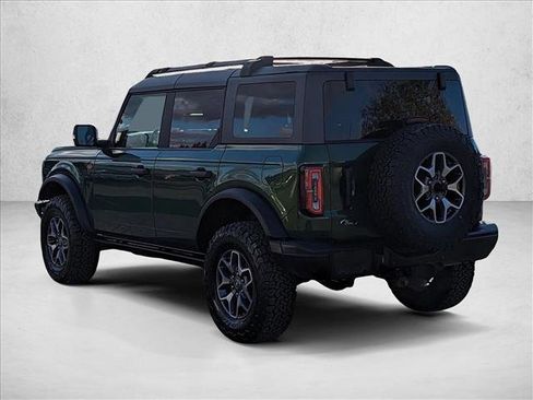 Used 2022 Ford Bronco Badlands image 8