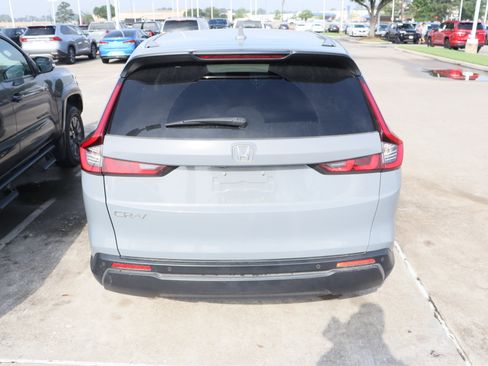 Used 2023 Honda CR-V EX-L image 10