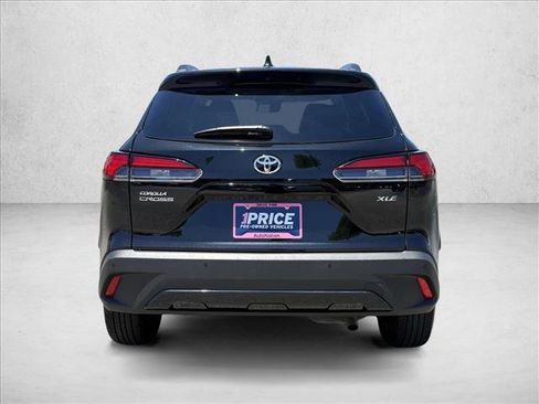 Certified 2026 Toyota Corolla Cross XLE FWD image 6