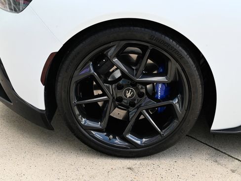 Used 2023 Maserati MC20 Coupe RWD image 11