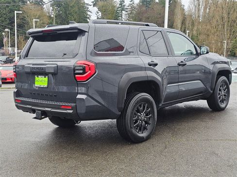 New 2026 Toyota 4Runner SR5 image 7