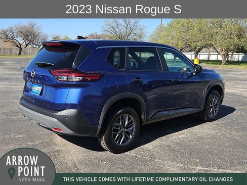 Used 2023 Nissan Rogue S image 12