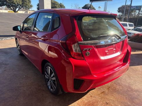 Used 2016 Honda Fit EX image 4