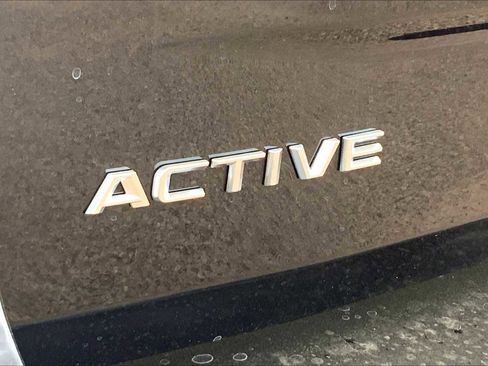 New 2025 Ford Expedition Active image 15