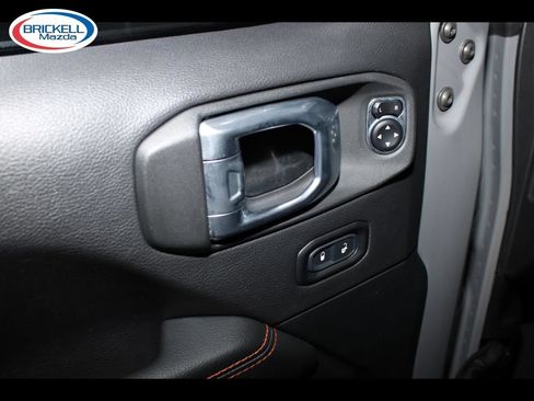 Used 2021 Jeep Gladiator Mojave AWD/4WD image 24
