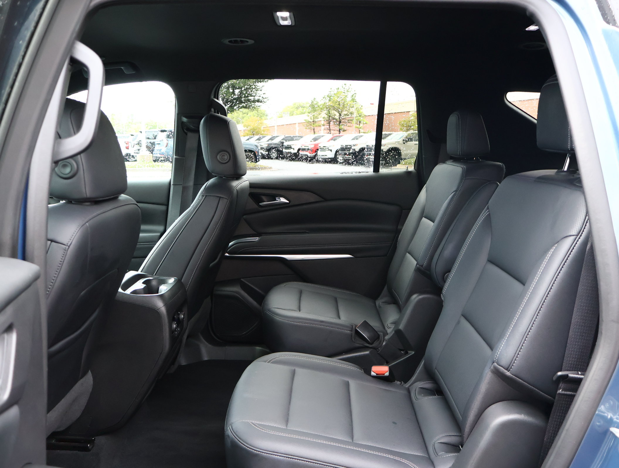 Used 2025 Chevrolet Traverse LT AWD/4WD image 22