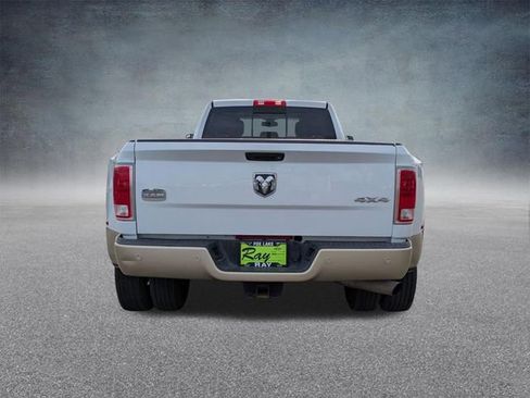 Used 2017 RAM 3500 Laramie Longhorn image 5