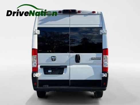Used 2023 RAM ProMaster 2500 FWD image 6