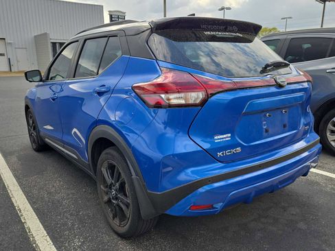 Used 2022 Nissan Kicks SR w/ Premium Package image 4