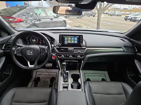 Used 2022 Honda Accord Sport image 4