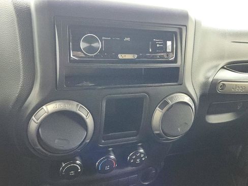 Used 2012 Jeep Wrangler Sport image 30