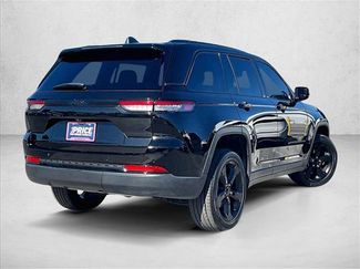 Used 2023 Jeep Grand Cherokee Altitude video 2