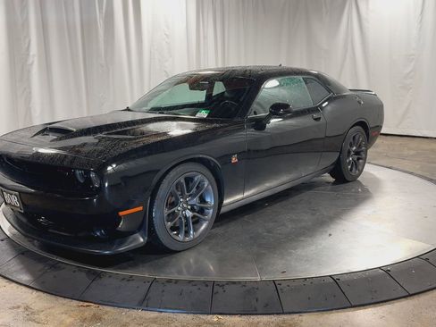 Used 2021 Dodge Challenger R/T Scat Pack w/ Plus Package image 6