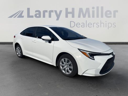 Certified 2024 Toyota Corolla LE image 7