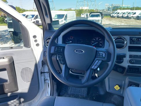 New 2026 Ford F750 2WD SuperCab Super Duty image 44