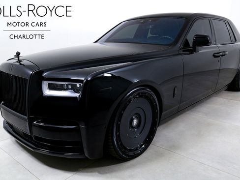 Used 2019 Rolls-Royce Phantom Sedan image 1