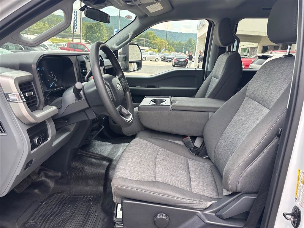 Used 2023 Ford F250 XL w/ XL Chrome Package RWD image 9