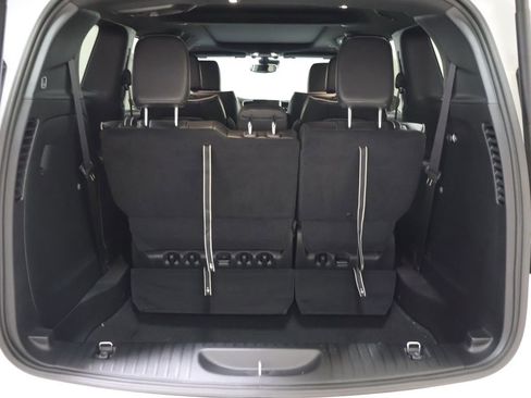 New 2027 Chrysler Pacifica Limited FWD image 12
