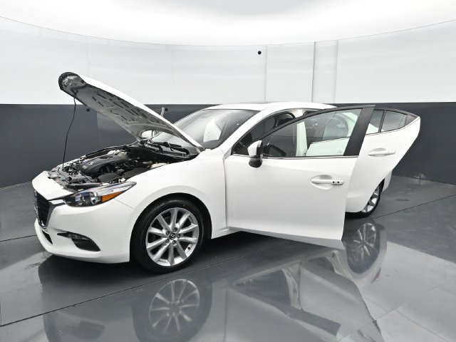 Used 2017 MAZDA MAZDA3 Touring w/ Popular Equipment Package FWD image 27