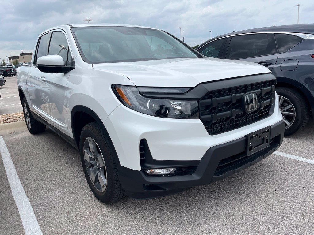 Used 2025 Honda Ridgeline RTL image 2