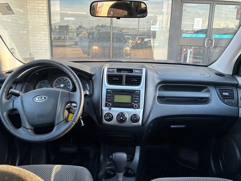 Used 2010 Kia Sportage EX image 13