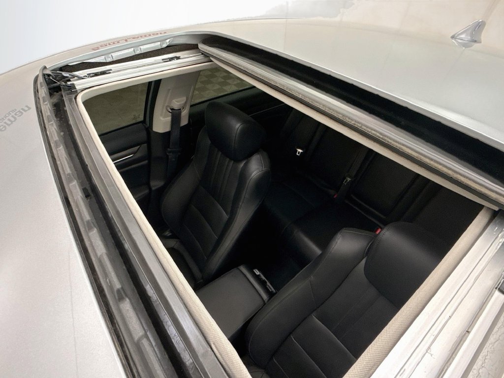 Used 2022 Honda Accord Touring image 22