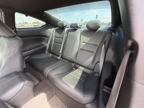 Used 2016 Honda Accord Touring image 7